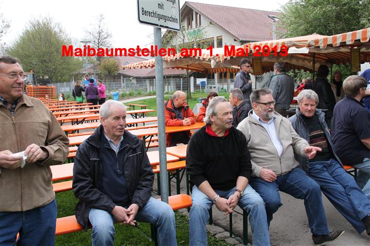 2013-05-01_Maibaumstellen_1