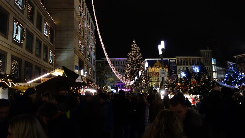 2014-11-28_Weihnachtsmarkt Stuttgart-12